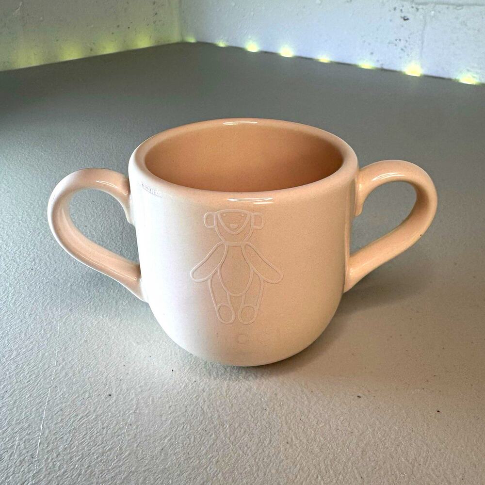 gucci pink ceramic two handle mug embossed figure made in italy